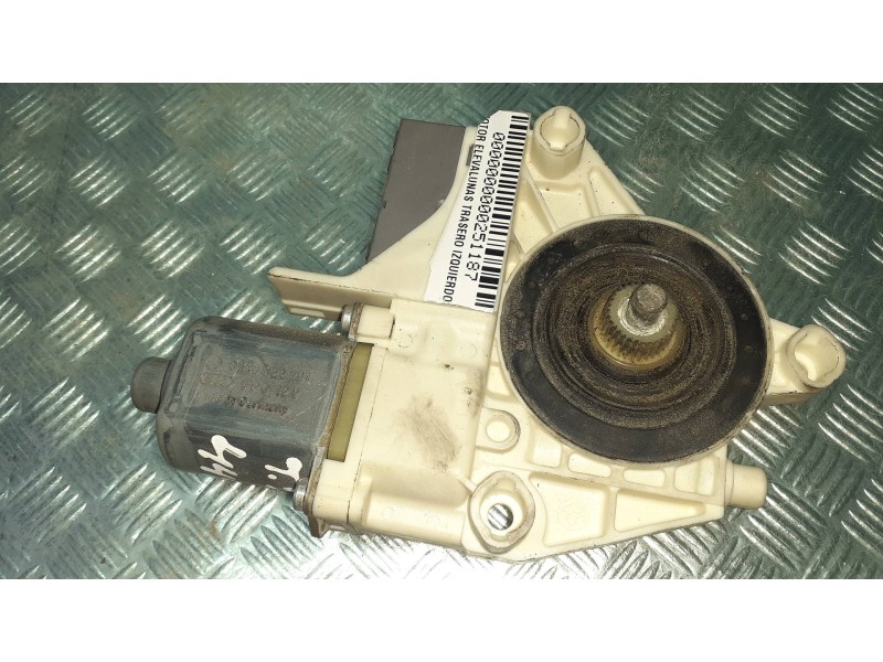 Recambio de motor elevalunas trasero izquierdo para peugeot 407 referencia OEM IAM 0130822201 994651102 