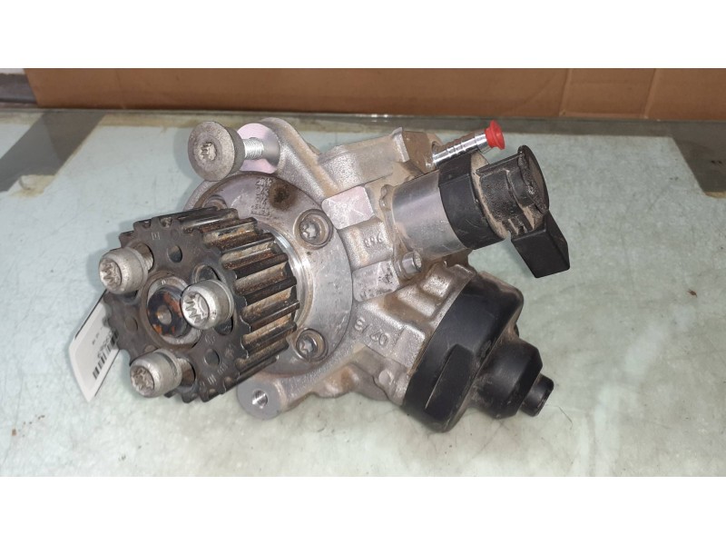 Recambio de bomba inyeccion para audi a4 ber. (b8) basis referencia OEM IAM 03L130755AC 0445010529 BOSCH