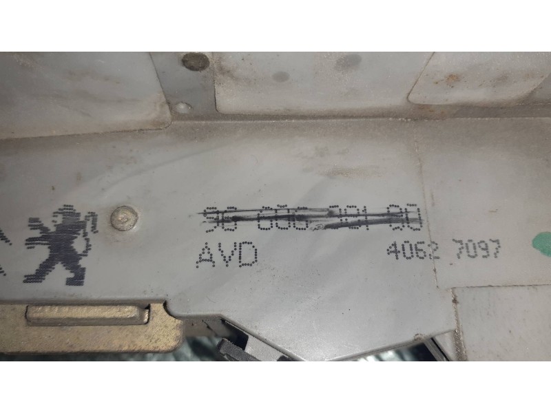 Recambio de cerradura puerta delantera derecha para peugeot 407 referencia OEM IAM 9660698180 40627097 