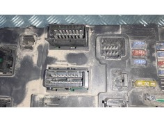 Recambio de caja reles / fusibles para peugeot partner (s2) referencia OEM IAM 9653667580 S118085320E  2