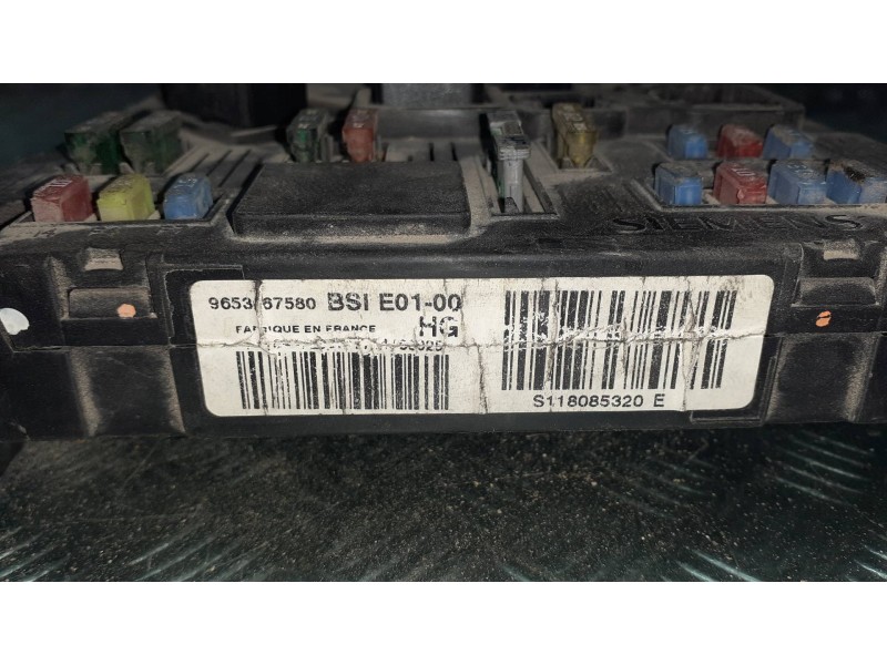 Recambio de caja reles / fusibles para peugeot partner (s2) referencia OEM IAM 9653667580 S118085320E 