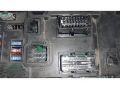 Recambio de caja reles / fusibles para peugeot 407 referencia OEM IAM 9655708380 S120104700L  2