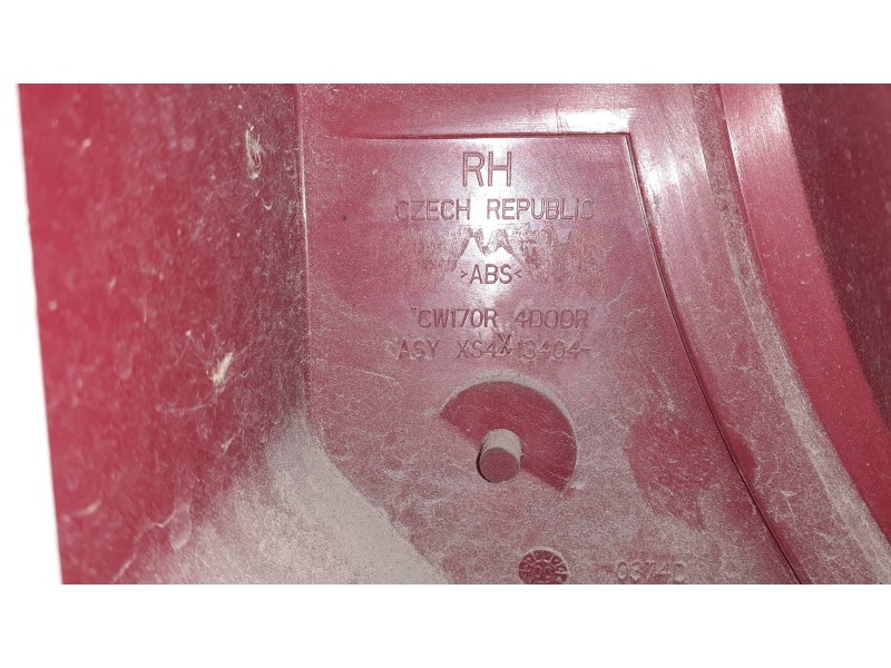 Recambio de piloto trasero derecho para ford focus berlina (cak) referencia OEM IAM CW170R  