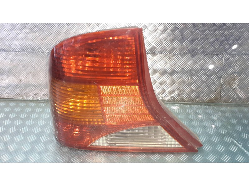 Recambio de piloto trasero izquierdo para ford focus berlina (cak) referencia OEM IAM CW170R 0374D 