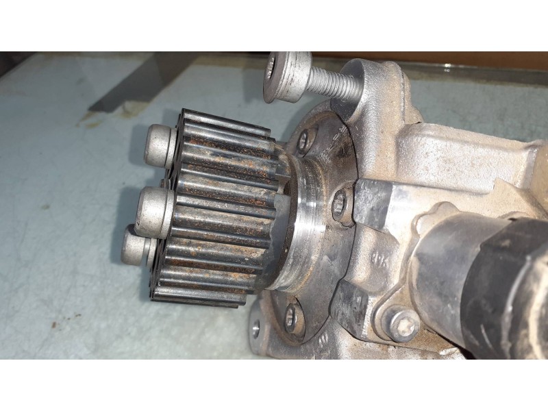 Recambio de bomba inyeccion para audi a4 ber. (b8) basis referencia OEM IAM 03L130755AC 0445010529 BOSCH