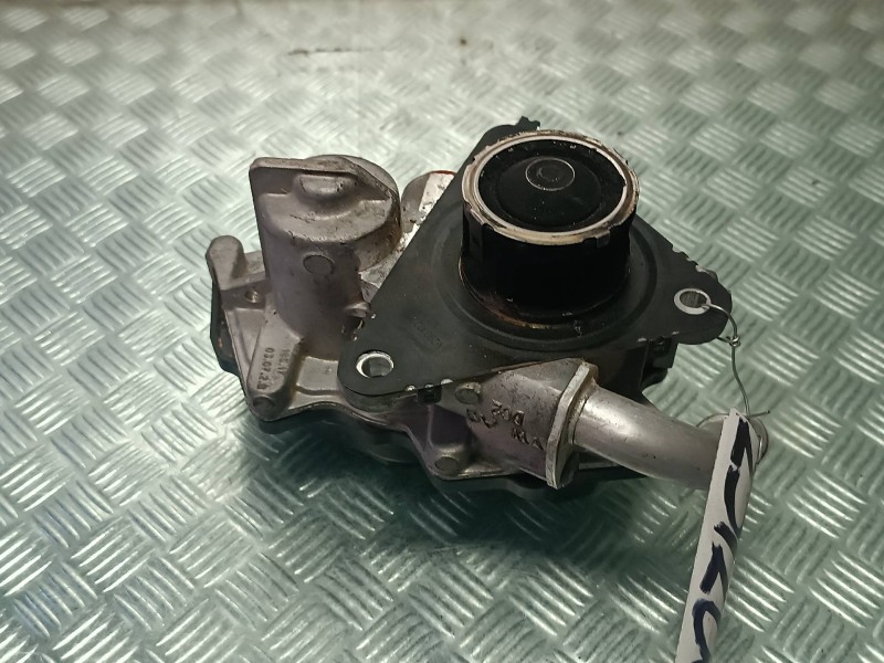 Recambio de valvula egr para volkswagen golf vii lim. referencia OEM IAM 04L131501S V29062884B DC2130617