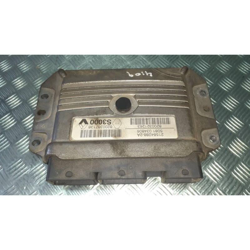 Recambio de centralita motor uce para renault scenic ii authentique referencia OEM IAM 8200321263 215842882A 8200387138