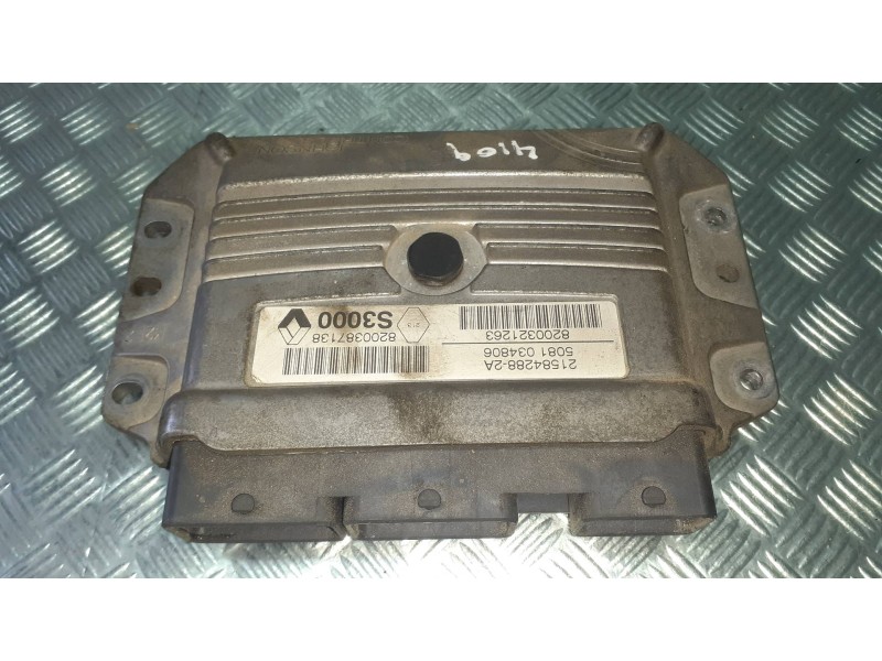 Recambio de centralita motor uce para renault scenic ii authentique referencia OEM IAM 8200321263 215842882A 8200387138