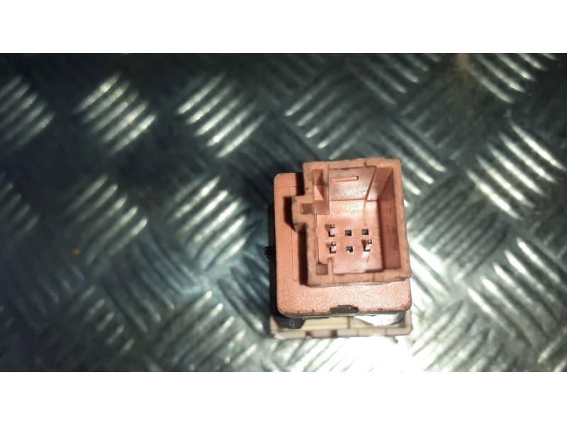 Recambio de warning para citroen berlingo cuadro referencia OEM IAM 96583113KA  3 PINES