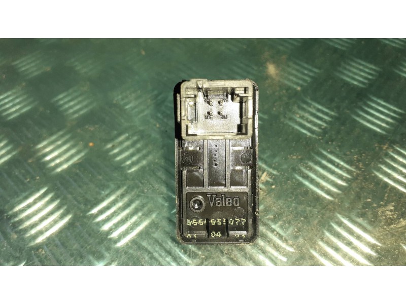 Recambio de mando elevalunas delantero izquierdo para citroen berlingo cuadro referencia OEM IAM 966955077  4 PINES