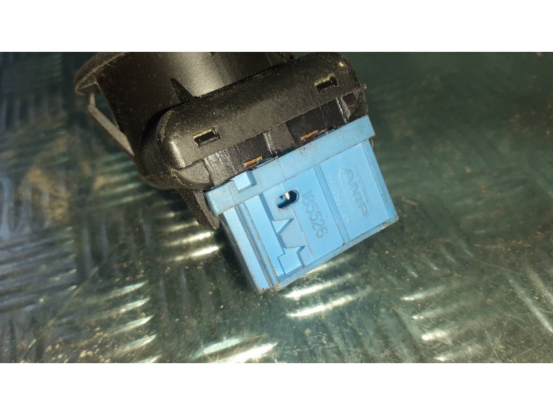 Recambio de mando retrovisor para citroen berlingo cuadro referencia OEM IAM 185526  11 PINES