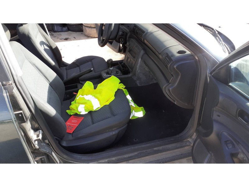 audi a4 berlina (b5) del año 1995