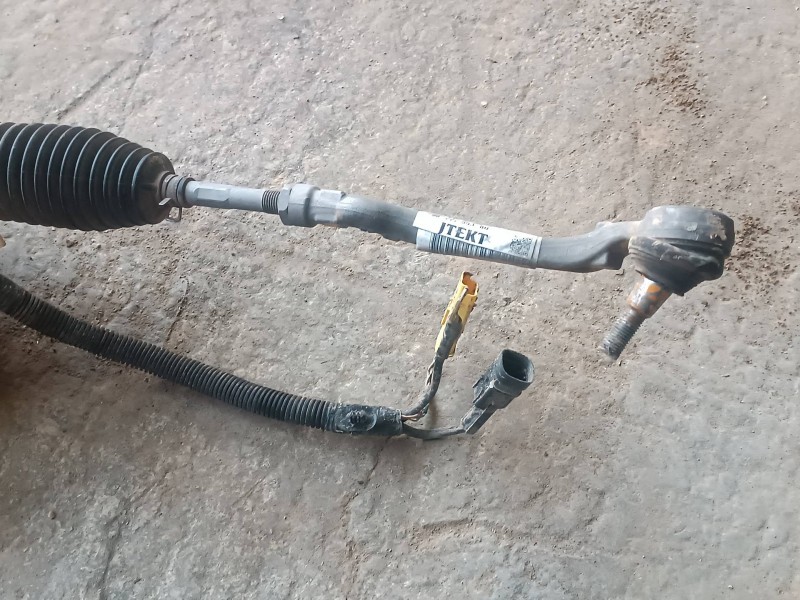 Recambio de cremallera direccion para peugeot 308 referencia OEM IAM F80000241900 5WK67004B ELECTRICA