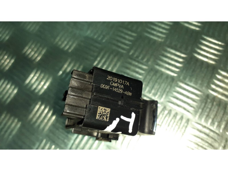 Recambio de mando elevalunas trasero izquierdo para ford ecosport (cr6) referencia OEM IAM 20191017A DG9T14529ABW 