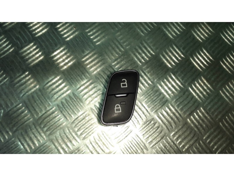 Recambio de mando bloqueo puertas para ford ecosport (cr6) referencia OEM IAM F1ET14017AB  