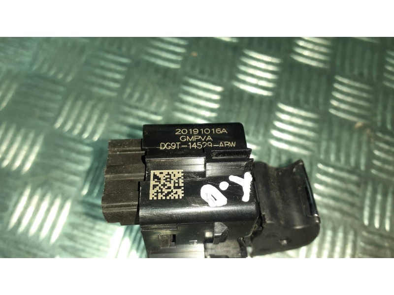 Recambio de mando elevalunas trasero derecho para ford ecosport (cr6) referencia OEM IAM 20191016A DG9T14529ABW 