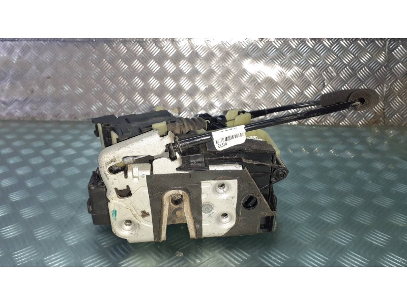 Recambio de cerradura maletero / porton para ford ecosport (cr6) referencia OEM IAM GN1A5426413BC 4021 4142