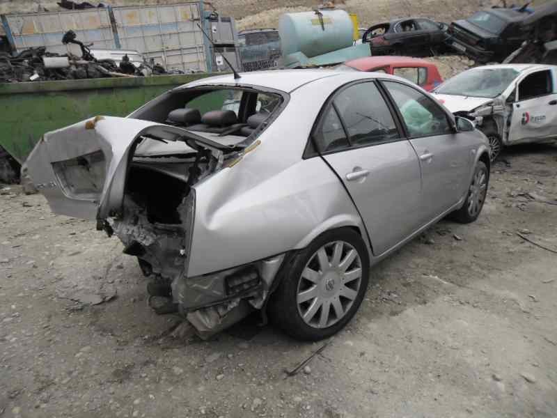 nissan primera berlina (p12) del año 2002
