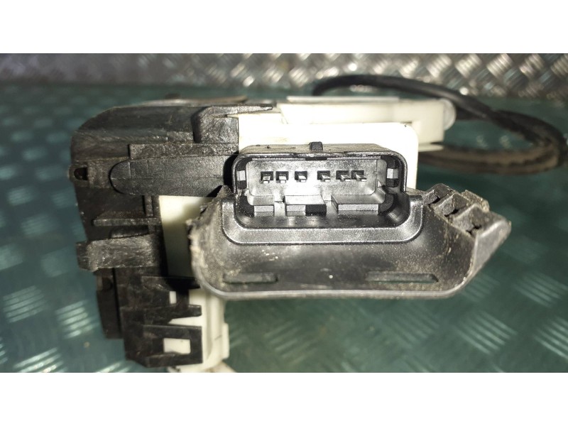 Recambio de cerradura puerta delantera izquierda para citroen berlingo cuadro referencia OEM IAM 1694358 16353200380 