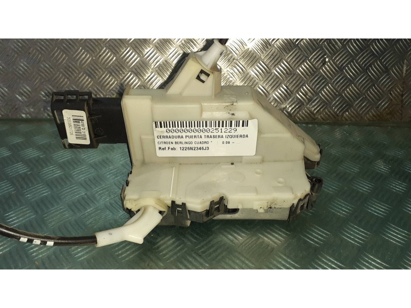 Recambio de cerradura puerta trasera izquierda para citroen berlingo cuadro referencia OEM IAM 1226N2346J3 3253801725 