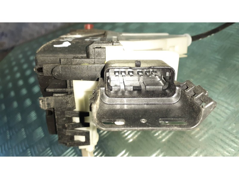 Recambio de cerradura puerta trasera izquierda para citroen berlingo cuadro referencia OEM IAM 1226N2346J3 3253801725 