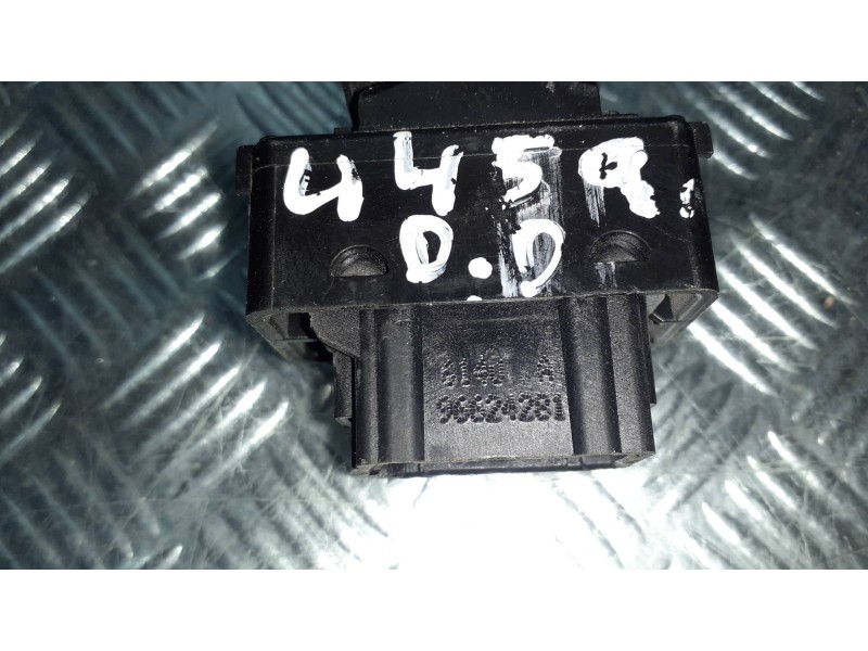 Recambio de mando elevalunas delantero derecho para citroen berlingo cuadro referencia OEM IAM 96624281  6 PINES