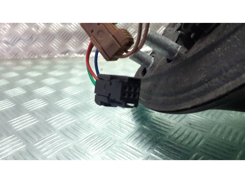 Recambio de retrovisor izquierdo para citroen berlingo cuadro referencia OEM IAM 045187  ELECTRICO