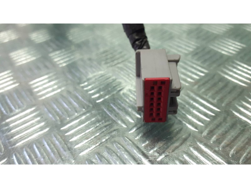 Recambio de retrovisor izquierdo para ford ecosport (cr6) referencia OEM IAM 20513017 041492 ELECTRICO