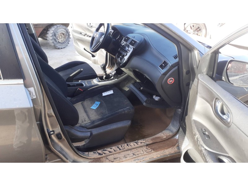 nissan pulsar (c13) del año 2015