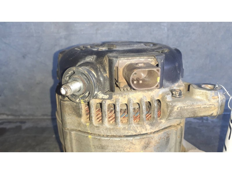 Recambio de alternador para hyundai ix20 referencia OEM IAM MS1042118840 373002A700 130A
