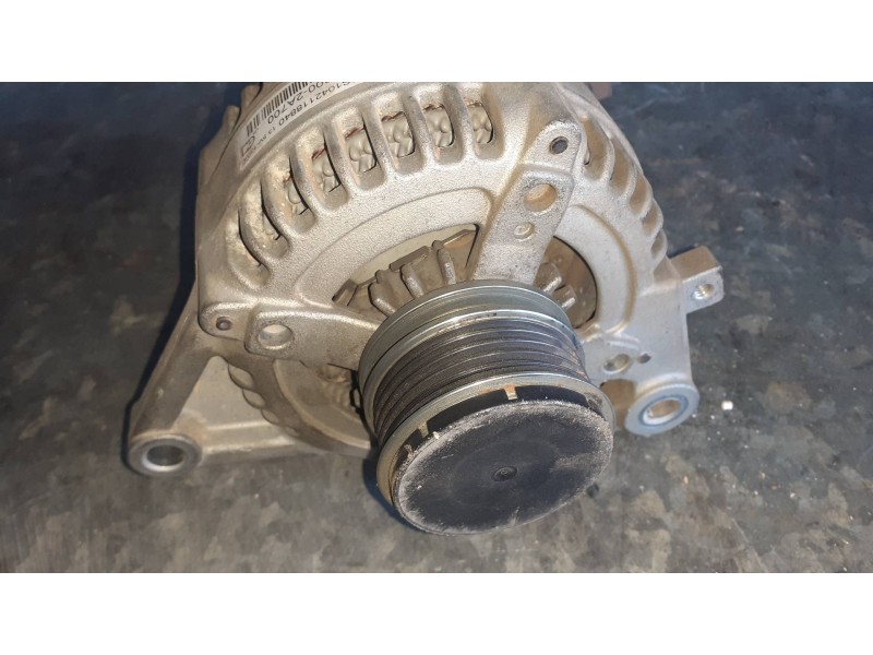 Recambio de alternador para hyundai ix20 referencia OEM IAM MS1042118840 373002A700 130A