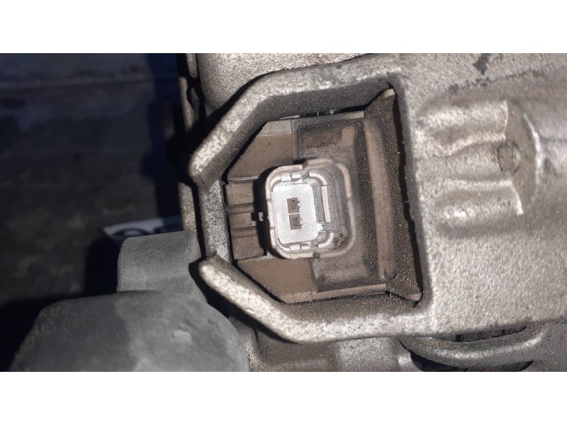 Recambio de alternador para peugeot 206 berlina referencia OEM IAM T578845R 746818 