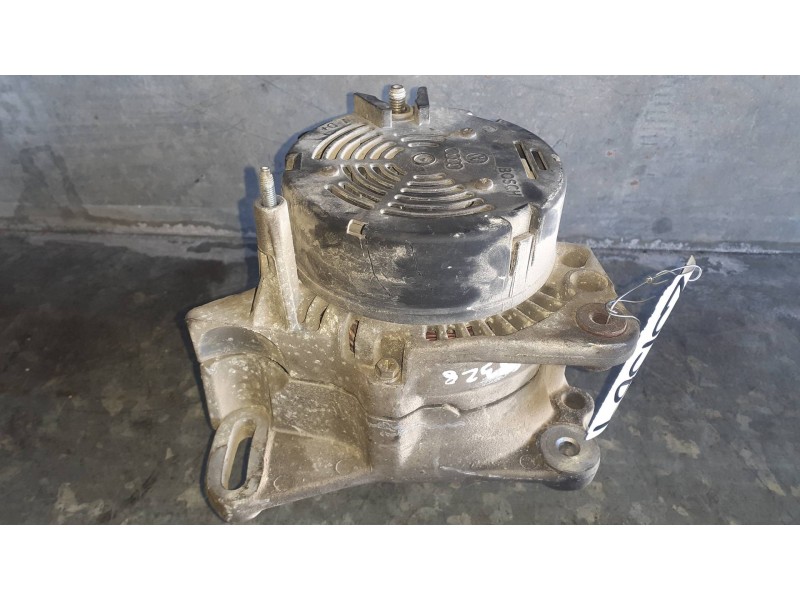 Recambio de alternador para volkswagen polo berlina (6n1) air referencia OEM IAM 0123310020 028903025G 70A