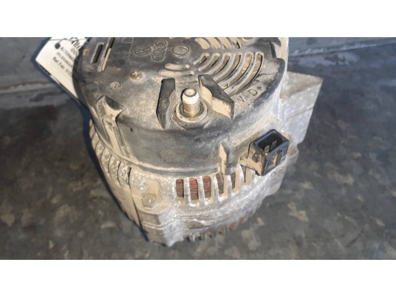 Recambio de alternador para volkswagen polo berlina (6n1) air referencia OEM IAM 0123310020 028903025G 70A