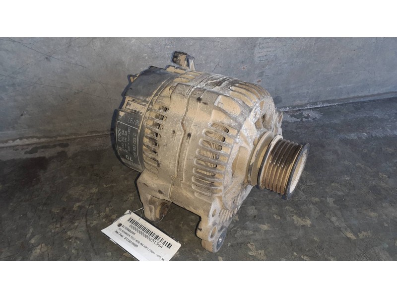 Recambio de alternador para volkswagen polo berlina (6n1) air referencia OEM IAM 0123310020 028903025G 70A