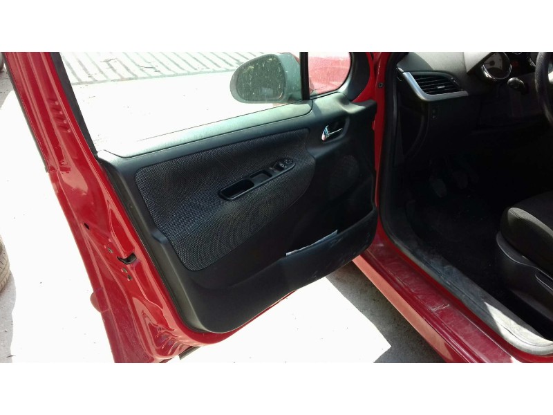 peugeot 207 del año 2009