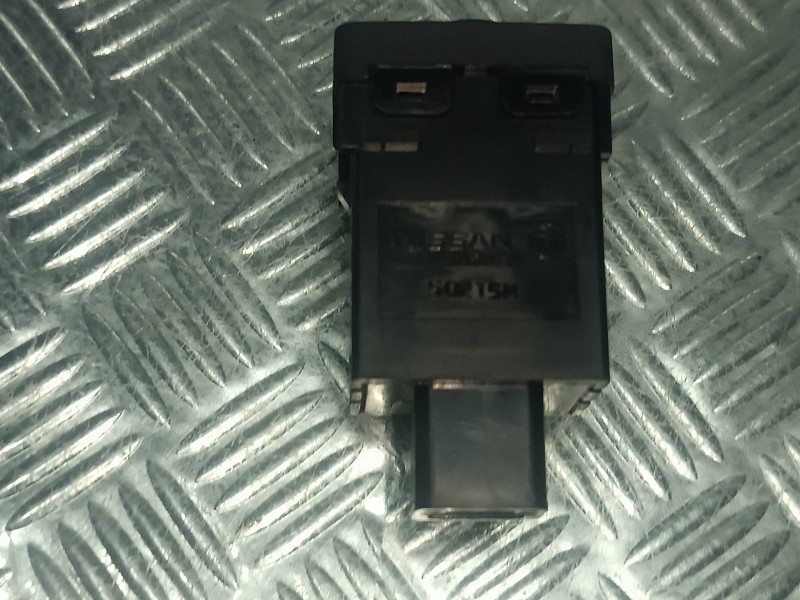 Recambio de mando regulacion faros para nissan pulsar (c13) referencia OEM IAM 50215N  4 PINES