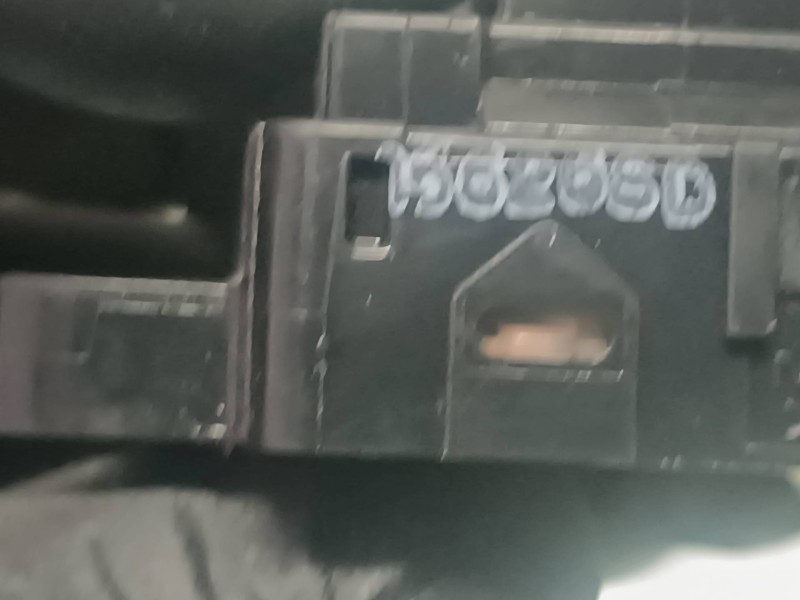 Recambio de mando elevalunas trasero izquierdo para nissan pulsar (c13) referencia OEM IAM 1562650  5 PINES