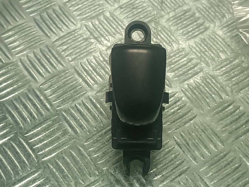 Recambio de mando elevalunas trasero derecho para nissan pulsar (c13) referencia OEM IAM 1571750  5 PINES