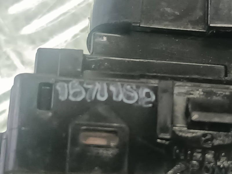 Recambio de mando elevalunas trasero derecho para nissan pulsar (c13) referencia OEM IAM 1571750  5 PINES