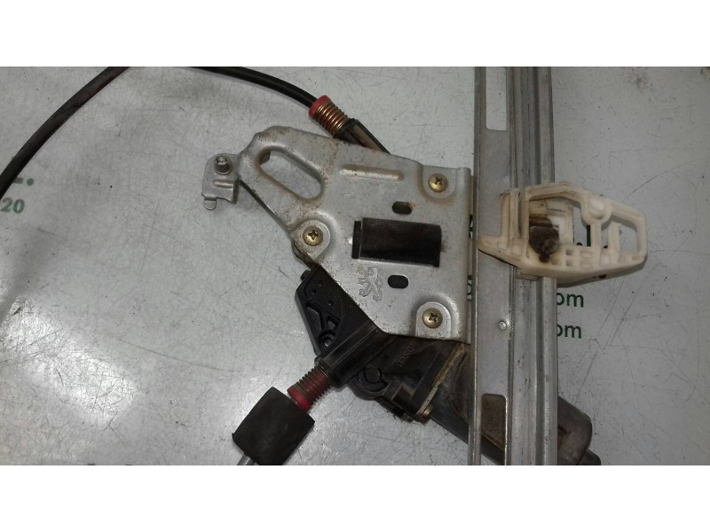 Recambio de elevalunas delantero derecho para peugeot 206 berlina xn referencia OEM IAM 10134N45 2 PINES ELECTRICO