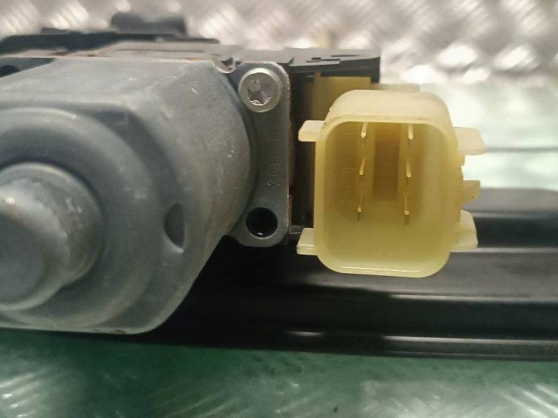 Recambio de elevalunas trasero derecho para ford ecosport (cr6) referencia OEM IAM GN15A27000EB 0130822078 ELECTRICO