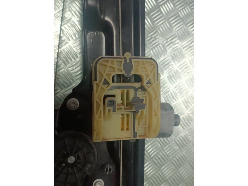 Recambio de elevalunas trasero izquierdo para ford ecosport (cr6) referencia OEM IAM GN15A27001EB 0130822079 
