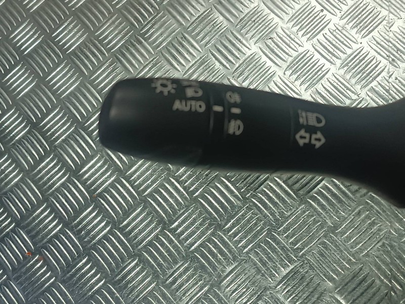 Recambio de mando multifuncion para nissan pulsar (c13) referencia OEM IAM 15520SD2  255544EA0A