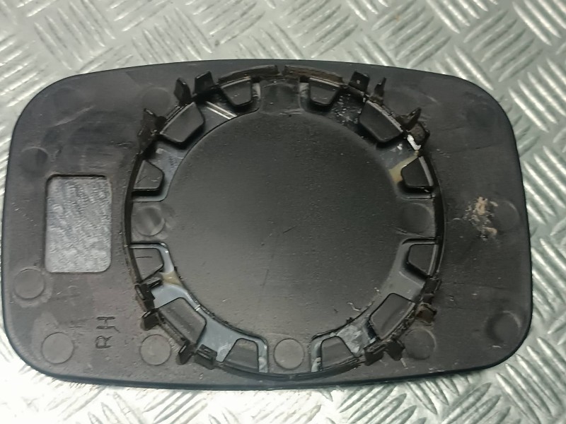 Recambio de retrovisor derecho para ford fiesta berlina referencia OEM IAM GV53830R  