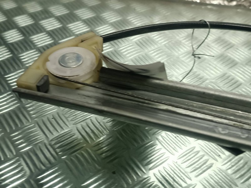 Recambio de elevalunas delantero izquierdo para citroen berlingo cuadro referencia OEM IAM 430106F0 60808650 ELECTRICO