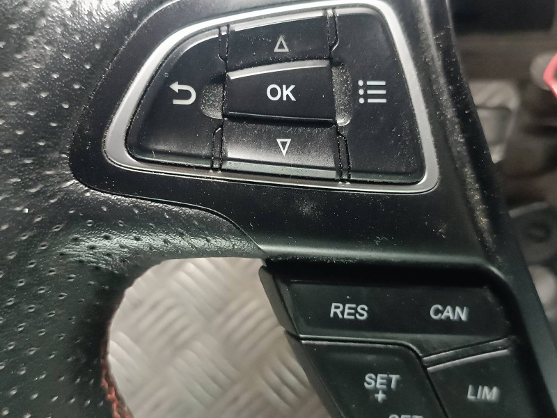 Recambio de volante para ford ecosport (cr6) referencia OEM IAM 34248053E  