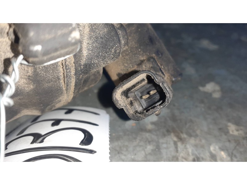 Recambio de compresor aire acondicionado para peugeot 407 referencia OEM IAM 96665740  