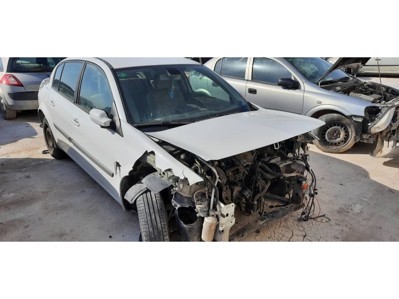 renault megane ii classic berlina del año 2007