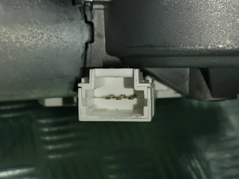 Recambio de motor limpia trasero para nissan pulsar (c13) referencia OEM IAM 287101KA0A VALEO W000018912